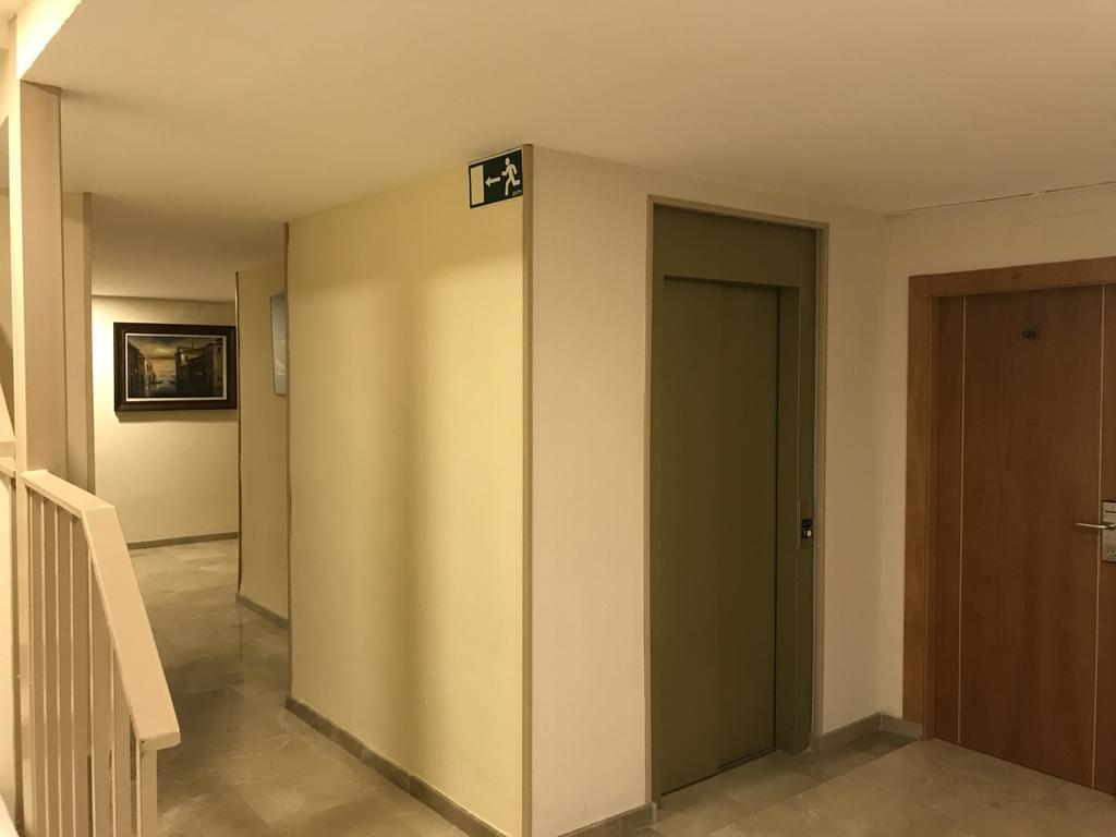 Los Galanes Armilla Exteriér fotografie